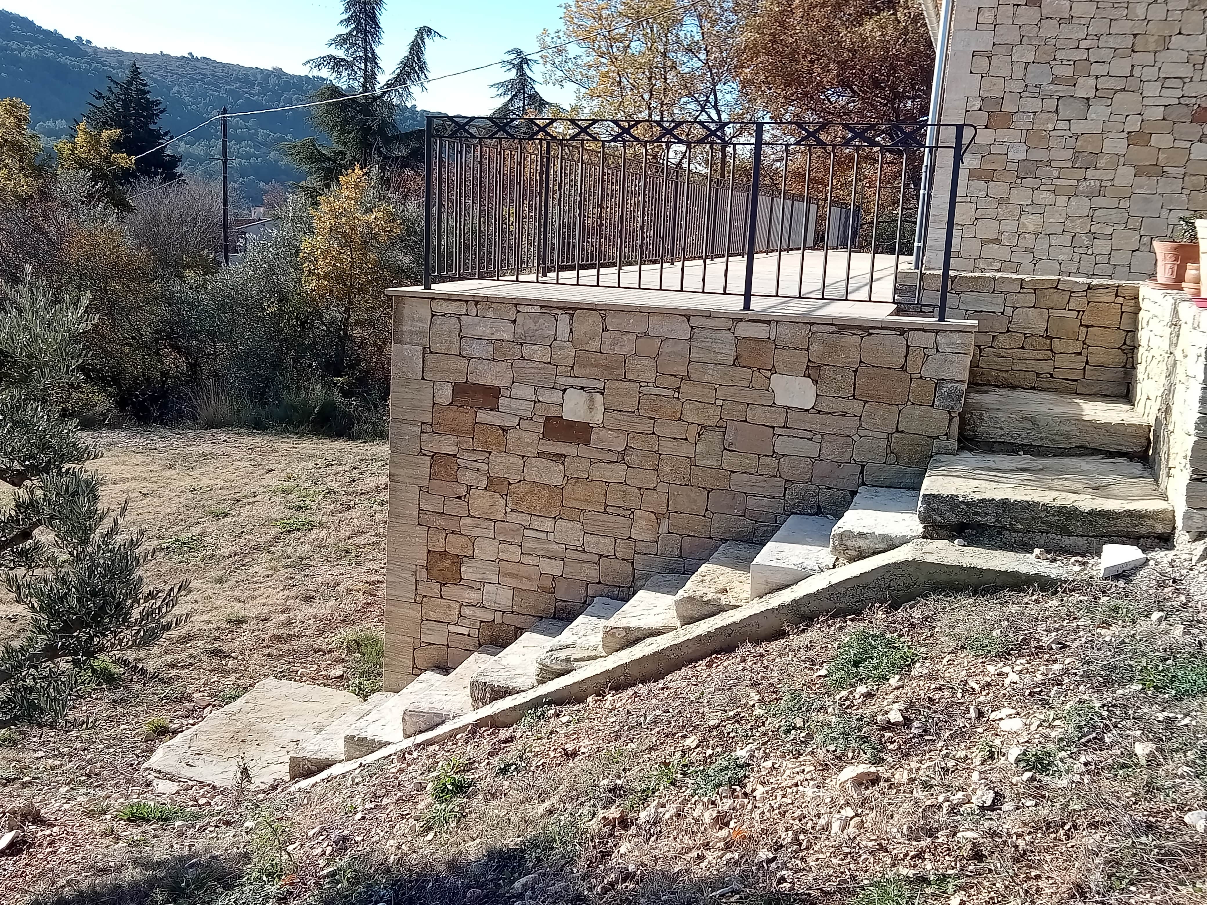 Escalier en pierre